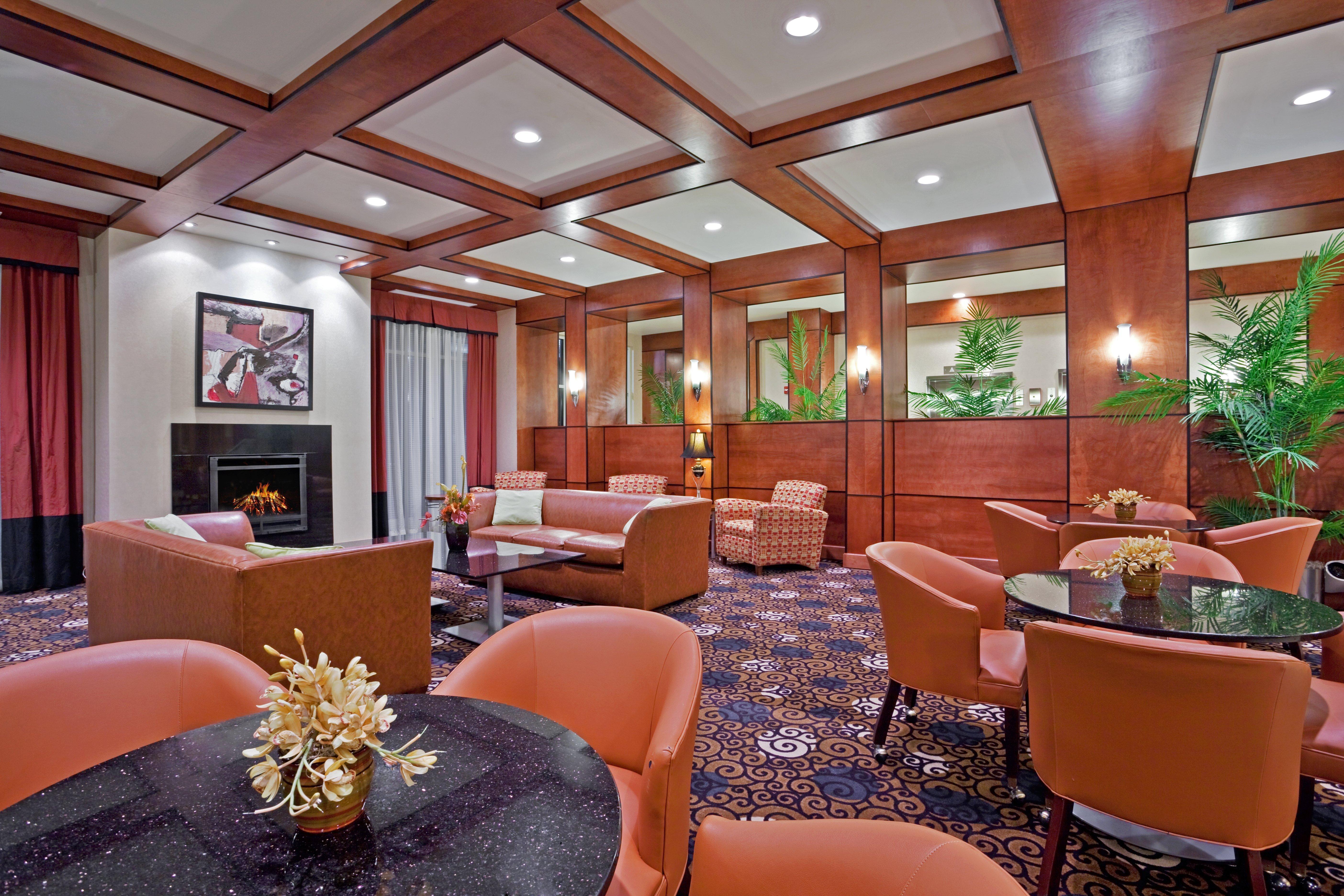 Holiday Inn Purdue - Fort Wayne By Ihg מראה חיצוני תמונה