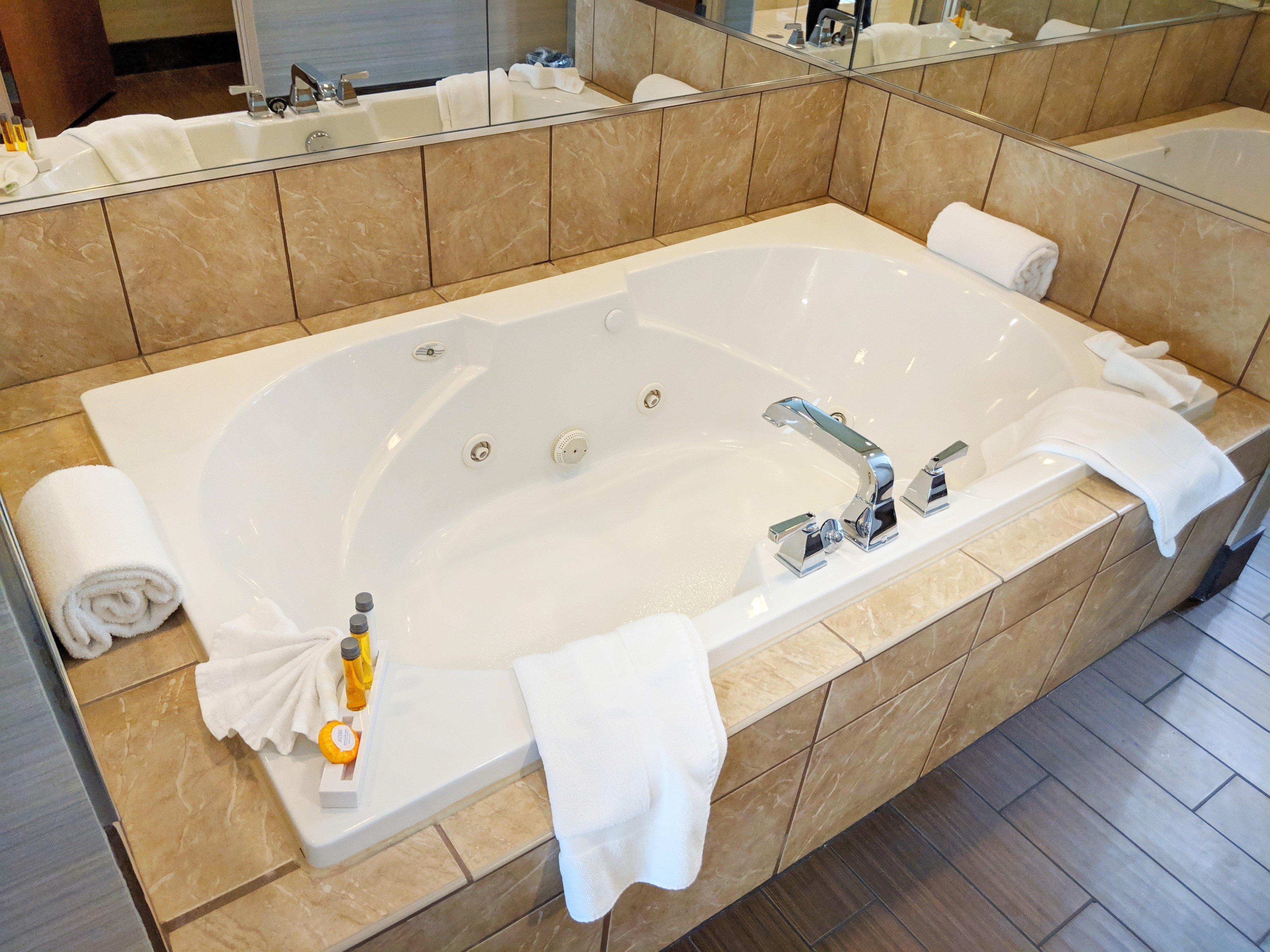 Holiday Inn Purdue - Fort Wayne By Ihg מראה חיצוני תמונה