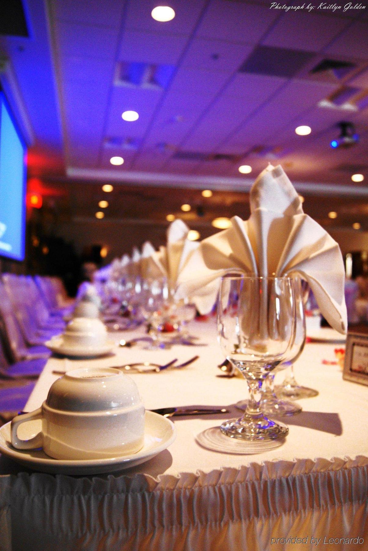Holiday Inn Purdue - Fort Wayne By Ihg מראה חיצוני תמונה